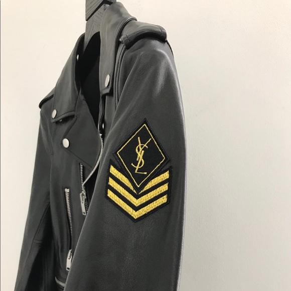 Meet your Posher, Corinne - Picture 1 of 1